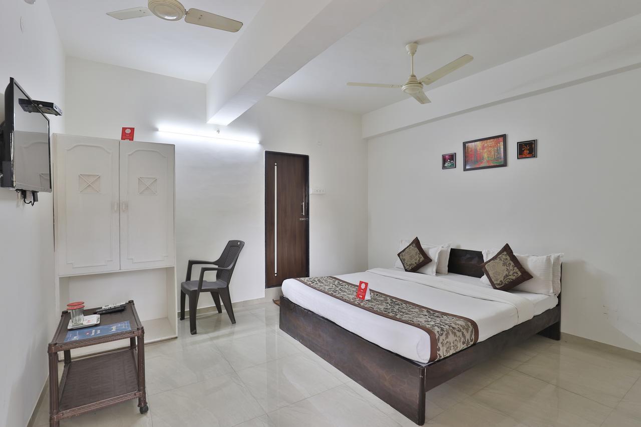 Nova Hotel Star Palace Rajkot Extérieur photo